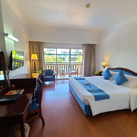 Somadevi Angkor Premium Siem Reap Exterior foto