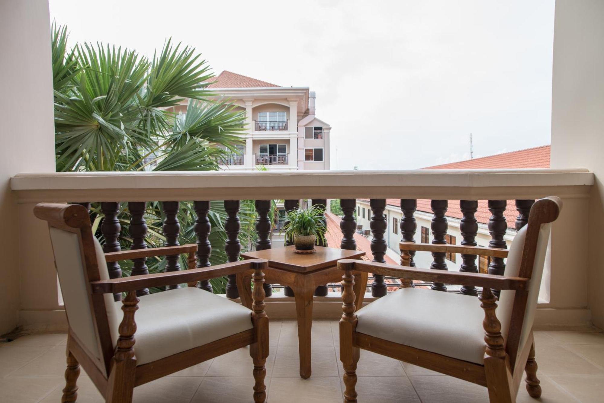 Somadevi Angkor Premium Siem Reap Exterior foto