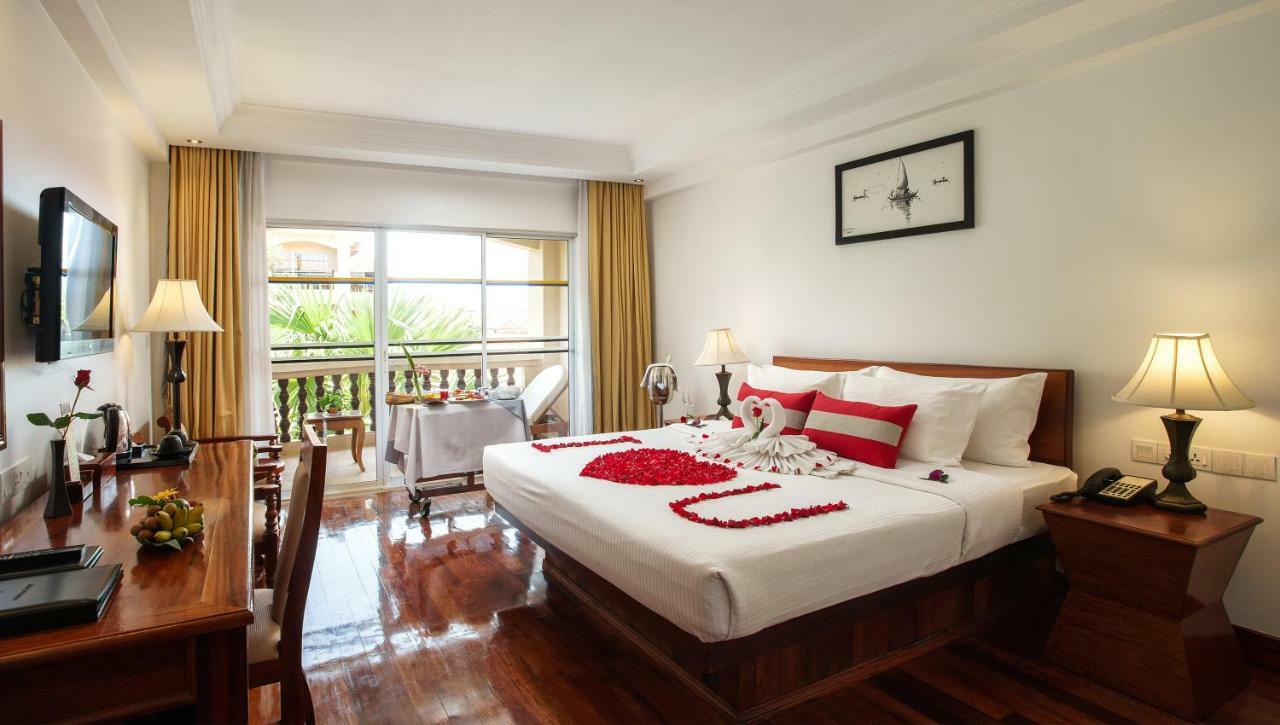 Somadevi Angkor Premium Siem Reap Exterior foto